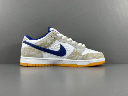 Rayssa Leal x Nike Dunk SB Low ＂Pure Platinum and Vivid Purple＂