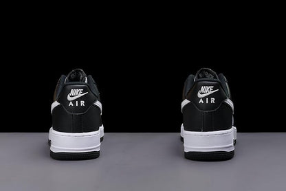 Nike mens Air Force 1 '07 LV8